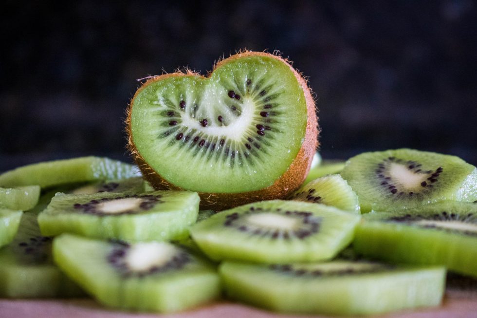Kiwifruits 980x653 1