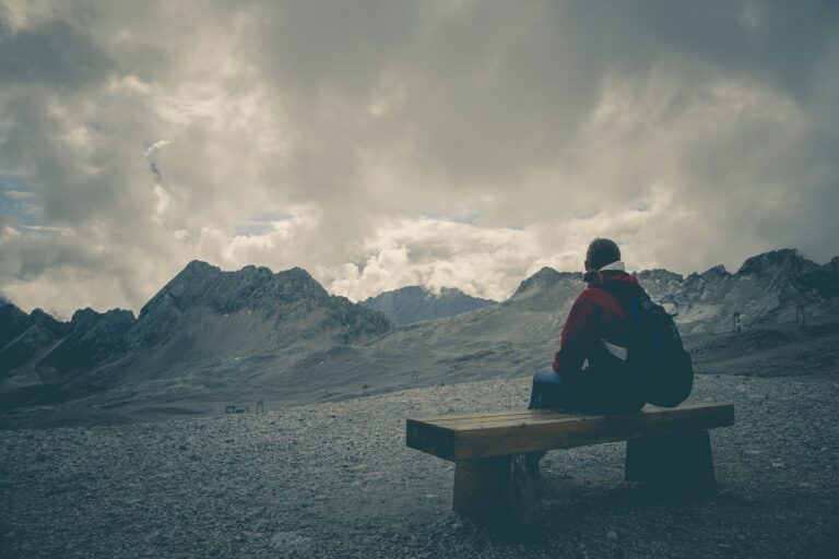 25 Creative Ways To Fight Loneliness & Get Healthy Right Now